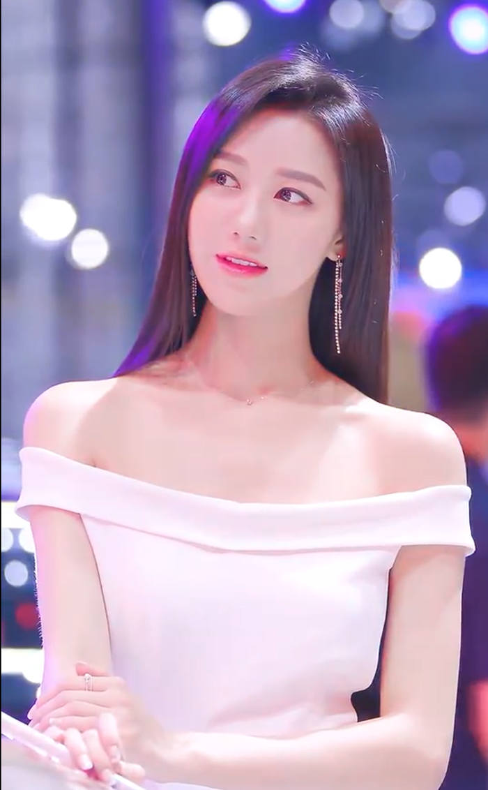 曼谷高端模特微信