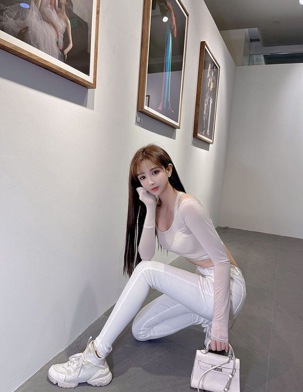 温哥华伴游模特预约